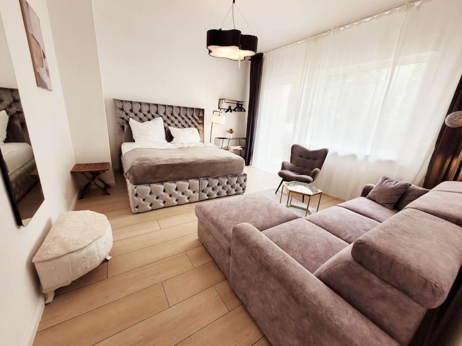 Duplex Apartment Ullstein- 4 Bedrooms, 2 Bathrooms, Living Room, 2 Parking Spaces, Boxspringbeds, Family & Business Apartment! Berlin Luaran gambar