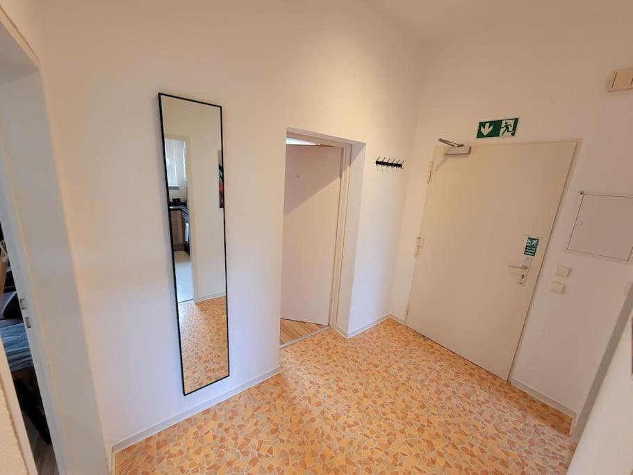 Duplex Apartment Ullstein- 4 Bedrooms, 2 Bathrooms, Living Room, 2 Parking Spaces, Boxspringbeds, Family & Business Apartment! Berlin Luaran gambar
