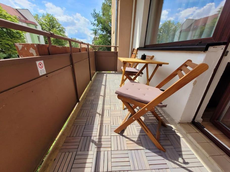 Duplex Apartment Ullstein- 4 Bedrooms, 2 Bathrooms, Living Room, 2 Parking Spaces, Boxspringbeds, Family & Business Apartment! Berlin Luaran gambar