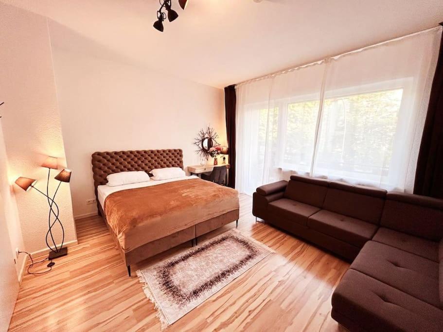 Duplex Apartment Ullstein- 4 Bedrooms, 2 Bathrooms, Living Room, 2 Parking Spaces, Boxspringbeds, Family & Business Apartment! Berlin Luaran gambar