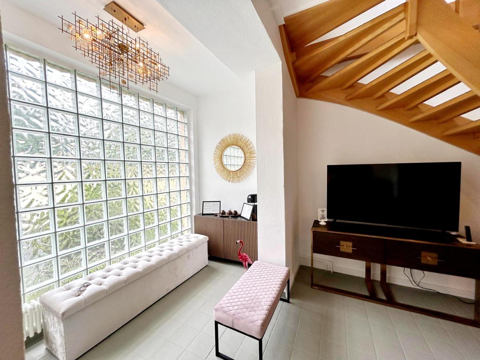 Duplex Apartment Ullstein- 4 Bedrooms, 2 Bathrooms, Living Room, 2 Parking Spaces, Boxspringbeds, Family & Business Apartment! Berlin Luaran gambar