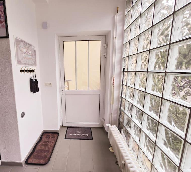 Duplex Apartment Ullstein- 4 Bedrooms, 2 Bathrooms, Living Room, 2 Parking Spaces, Boxspringbeds, Family & Business Apartment! Berlin Luaran gambar
